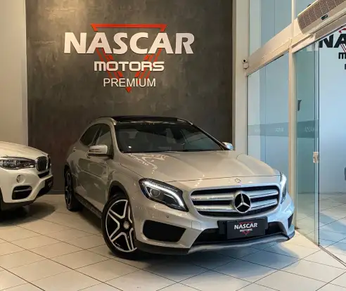 MERCEDES-BENZ-GLA 250-2015
