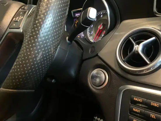 MERCEDES-BENZ-GLA 250-2015