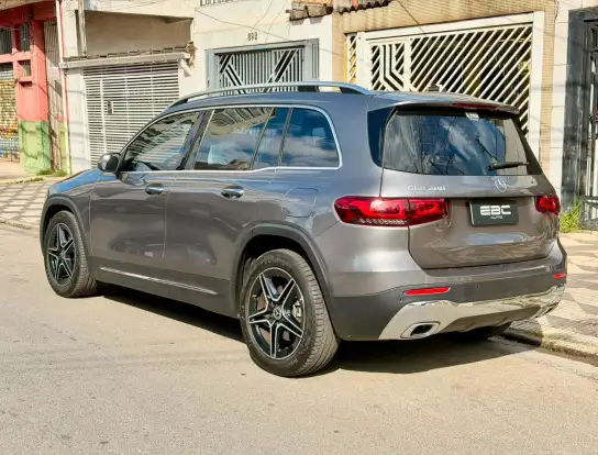 MERCEDES-BENZ-GLB 200-2022