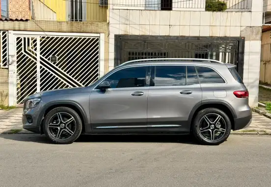 MERCEDES-BENZ-GLB 200-2022