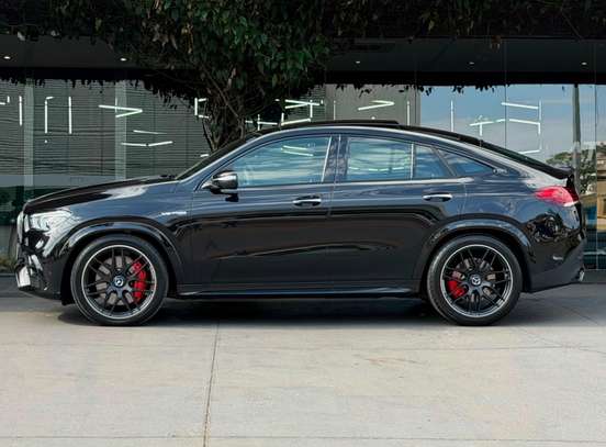 MERCEDES-BENZ-GLE 63 AMG-4.0 V8 BITURBO GASOLINA COUPÉ S 4MATIC 9G-TRONIC MERCEDES-BENZ-GLE 63 AMG-2022