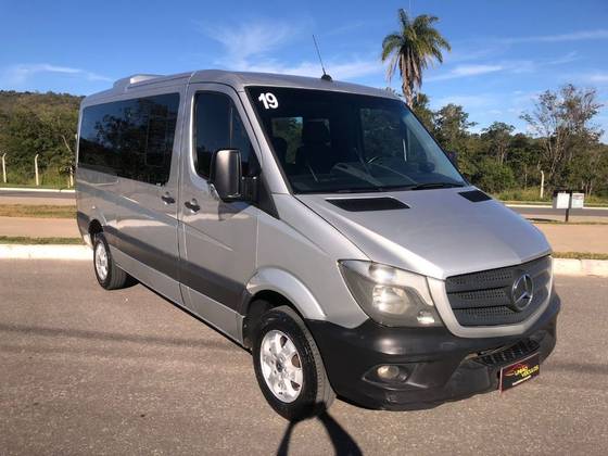 MERCEDES-BENZ SPRINTER 2.2 CDI DIESEL VAN 415 LONGO 10L MANUAL