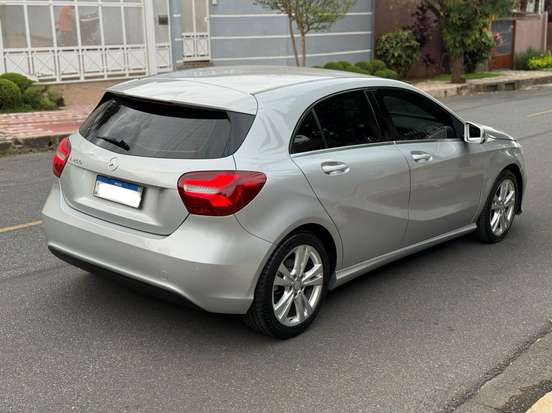 MERCEDES-BENZ-A 200-1.6 TURBO 16V FLEX 4P AUTOMÁTICO MERCEDES-BENZ-A 200-2016