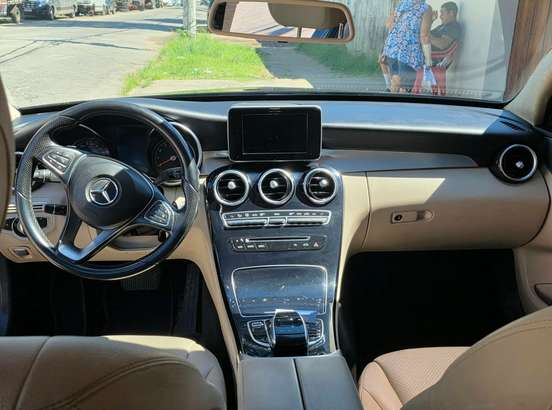 MERCEDES-BENZ-C 180-2016