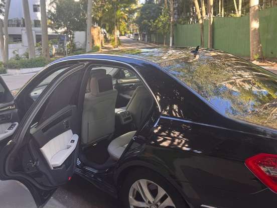 MERCEDES-BENZ-E 500-5.0 AVANTGARDE VR4 V8 GASOLINA 4P AUTOMÁTICO MERCEDES-BENZ-E 500-2010
