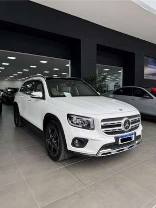 MERCEDES-BENZ-GLB 200-2020