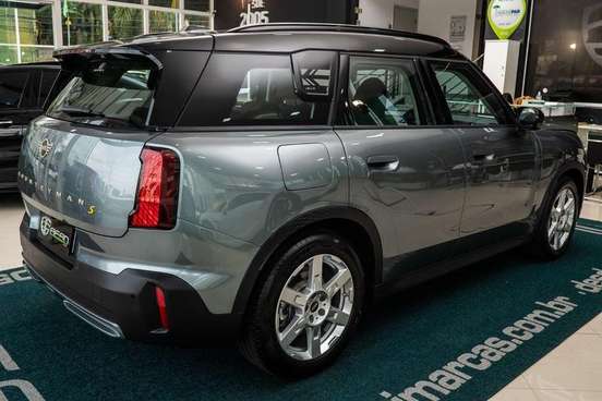MINI-COUNTRYMAN-2024