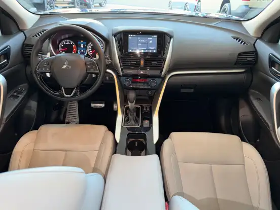 MITSUBISHI-ECLIPSE CROSS-1.5 MIVEC TURBO GASOLINA HPE-S CVT MITSUBISHI-ECLIPSE CROSS-2022