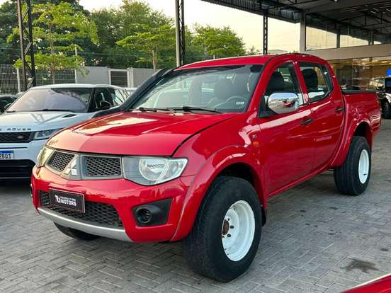MITSUBISHI-L200 SAVANA-3.2 4X4 16V TURBO INTERCOOLER DIESEL 4P MANUAL MITSUBISHI-L200 SAVANA-2014