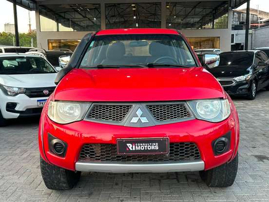 MITSUBISHI-L200 SAVANA-3.2 4X4 16V TURBO INTERCOOLER DIESEL 4P MANUAL MITSUBISHI-L200 SAVANA-2014
