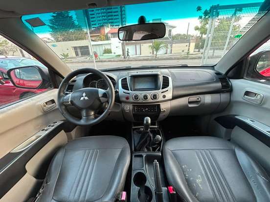 MITSUBISHI-L200 SAVANA-2014