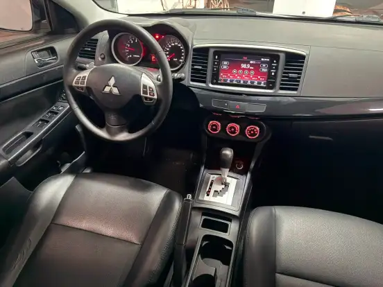 MITSUBISHI-LANCER-2.0 HL-T 16V GASOLINA 4P AUTOMÁTICO MITSUBISHI-LANCER-2018