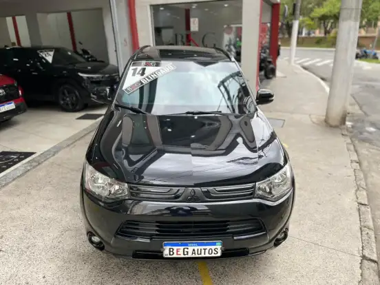 MITSUBISHI-OUTLANDER-2.0 16V GASOLINA 4P AUTOMÁTICO MITSUBISHI-OUTLANDER-2013