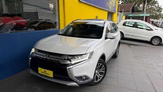 MITSUBISHI-OUTLANDER-2015
