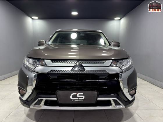 MITSUBISHI OUTLANDER 2.0 MIVEC GASOLINA HPE AUTOMÁTICO