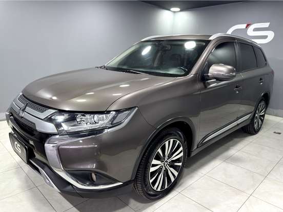 MITSUBISHI-OUTLANDER-2.0 MIVEC GASOLINA HPE AUTOMÁTICO MITSUBISHI-OUTLANDER-2018