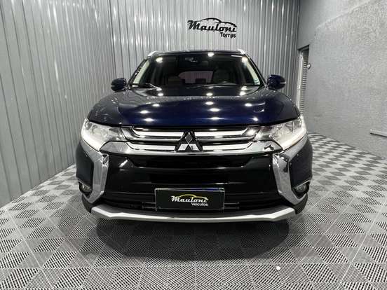MITSUBISHI-OUTLANDER-2.2 4X4 16V DIESEL 4P AUTOMÁTICO MITSUBISHI-OUTLANDER-2018