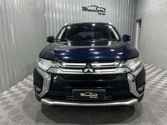MITSUBISHI-OUTLANDER-2.2 4X4 16V DIESEL 4P AUTOMÁTICO MITSUBISHI-OUTLANDER-2018