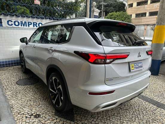 MITSUBISHI-OUTLANDER-2.4 PHEV HPE-S S-AWC DHT MITSUBISHI-OUTLANDER-2025