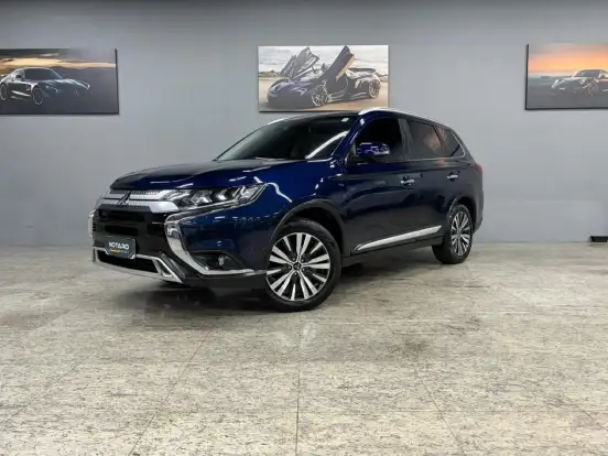 MITSUBISHI-OUTLANDER-2020