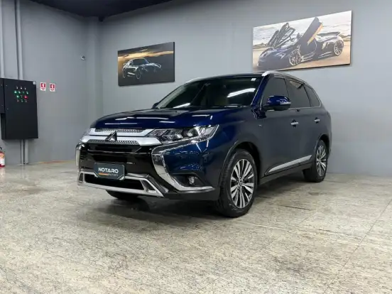 MITSUBISHI-OUTLANDER-3.0 MIVEC V6 GASOLINA HPE-S AWD AUTOMÁTICO MITSUBISHI-OUTLANDER-2020