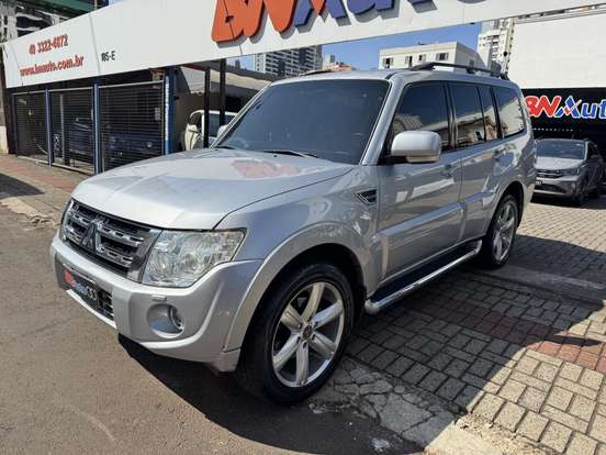 MITSUBISHI-PAJERO FULL-2013