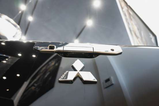 MITSUBISHI-TRITON-2.4 BITURBO DIESEL CD HPE 4X4 AUTOMÁTICO MITSUBISHI-TRITON-2025