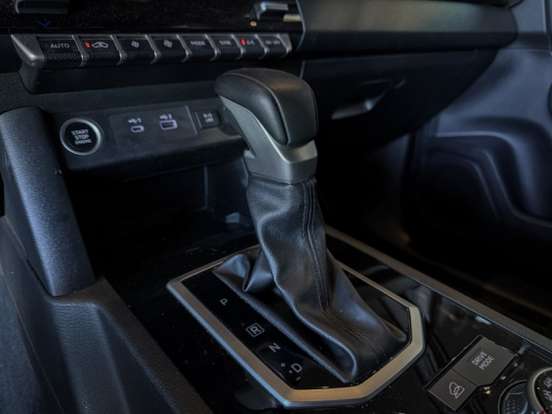 MITSUBISHI-TRITON-2.4 BITURBO DIESEL CD KATANA 4X4 AUTOMÁTICO MITSUBISHI-TRITON-2025