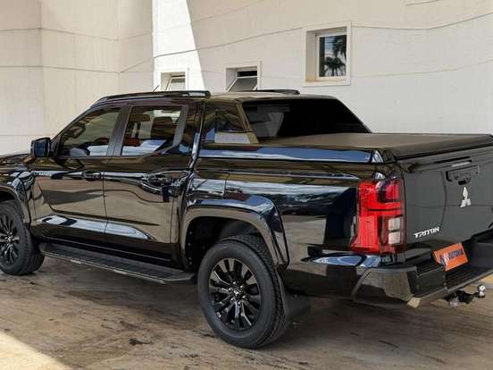 MITSUBISHI-TRITON-2.4 BITURBO DIESEL CD KATANA 4X4 AUTOMÁTICO MITSUBISHI-TRITON-2025