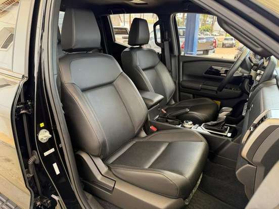 MITSUBISHI-TRITON-2025