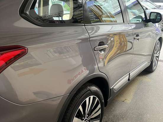 MITSUBISHI-OUTLANDER-2.0 MIVEC GASOLINA HPE AUTOMÁTICO MITSUBISHI-OUTLANDER-2018