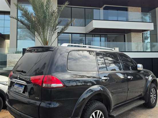 MITSUBISHI-PAJERO-3.2 HPE 4X4 7 LUGARES 16V TURBO INTERCOOLER DIESEL 4P AUTOMÁTICO MITSUBISHI-PAJERO-2017