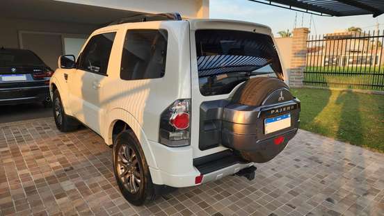 MITSUBISHI-PAJERO FULL-2017