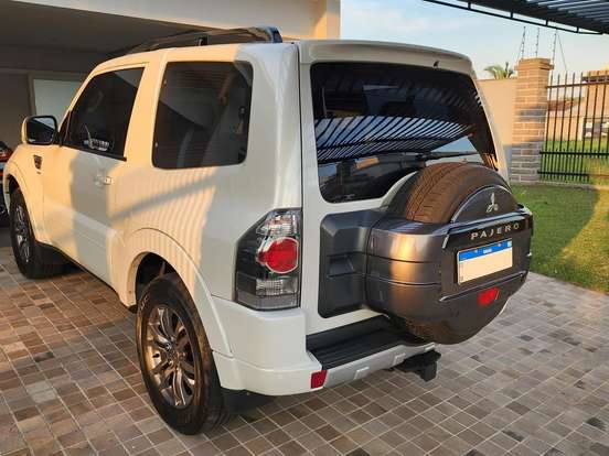 MITSUBISHI-PAJERO FULL-3.2 HPE 4X4 16V TURBO INTERCOOLER DIESEL 2P AUTOMÁTICO MITSUBISHI-PAJERO FULL-2017