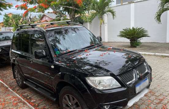 MITSUBISHI-PAJERO TR4-2.0 4X4 16V 140CV FLEX 4P AUTOMÁTICO MITSUBISHI-PAJERO TR4-2012