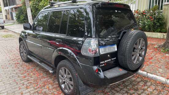 MITSUBISHI-PAJERO TR4-2012