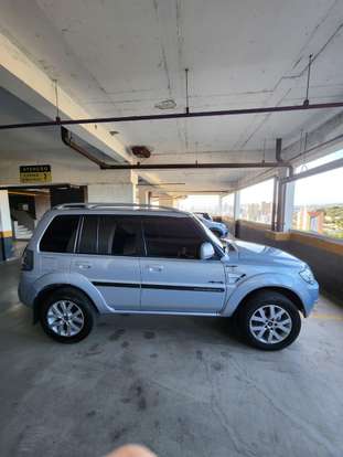 MITSUBISHI-PAJERO TR4-2012