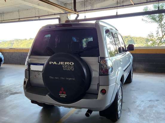 MITSUBISHI-PAJERO TR4-2.0 4X4 16V 140CV FLEX 4P AUTOMÁTICO MITSUBISHI-PAJERO TR4-2012