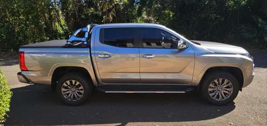 MITSUBISHI-TRITON-2.4 BITURBO DIESEL CD HPE-S 4X4 AUTOMÁTICO MITSUBISHI-TRITON-2025