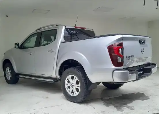 NISSAN-FRONTIER-2024
