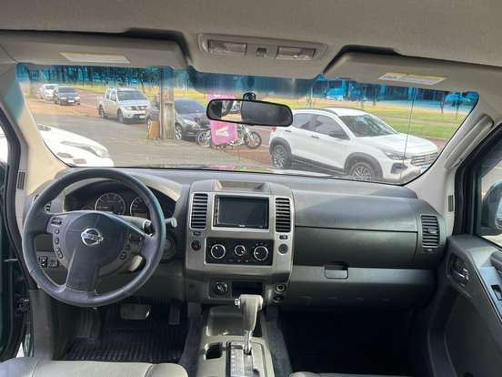 NISSAN-FRONTIER-2015