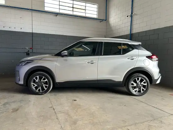 NISSAN-KICKS-2024