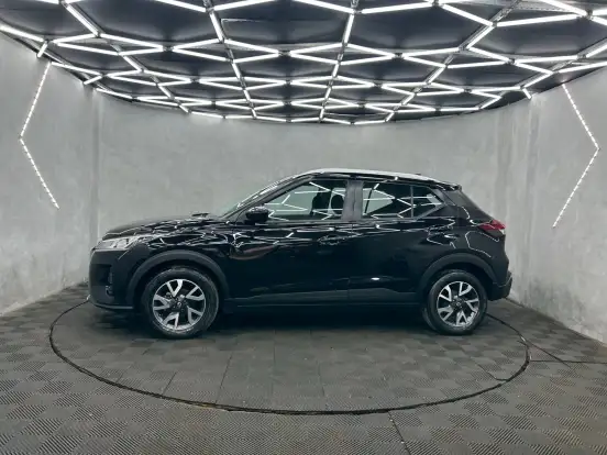 NISSAN-KICKS-2024