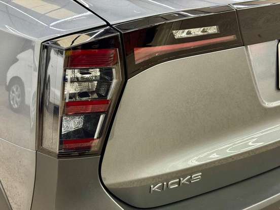 NISSAN-KICKS-2025