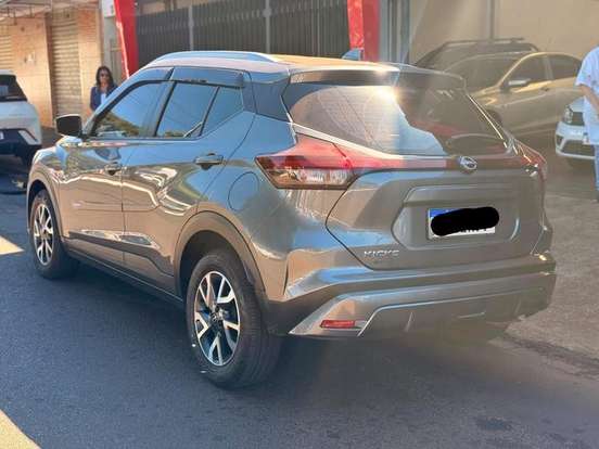 NISSAN-KICKS-2024
