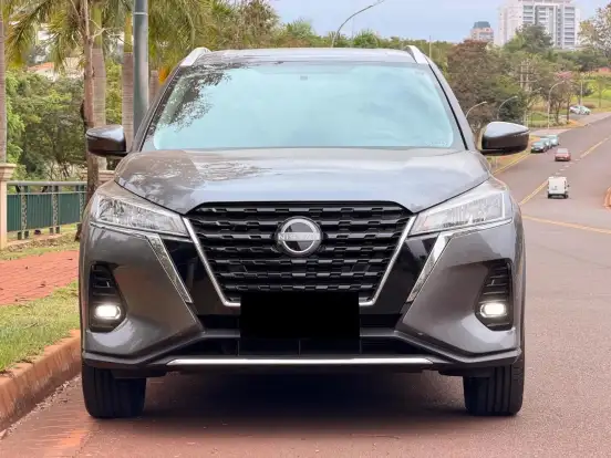 NISSAN-KICKS PLAY-2025