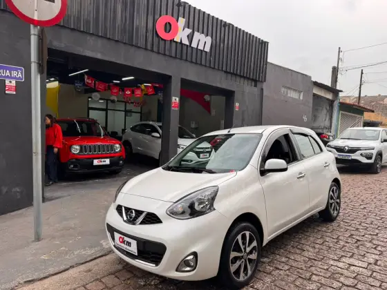 NISSAN MARCH 1.6 SL 16V FLEX 4P XTRONIC NISSAN MARCH 1.6 SL 16V FLEX 4P XTRONIC