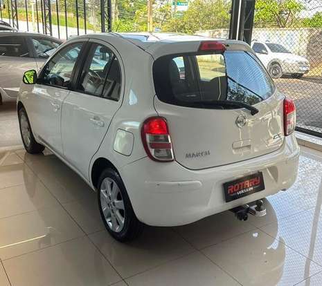NISSAN-MARCH-2013