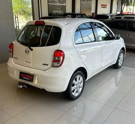 NISSAN-MARCH-2013