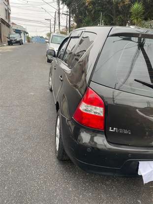 NISSAN-LIVINA-2012